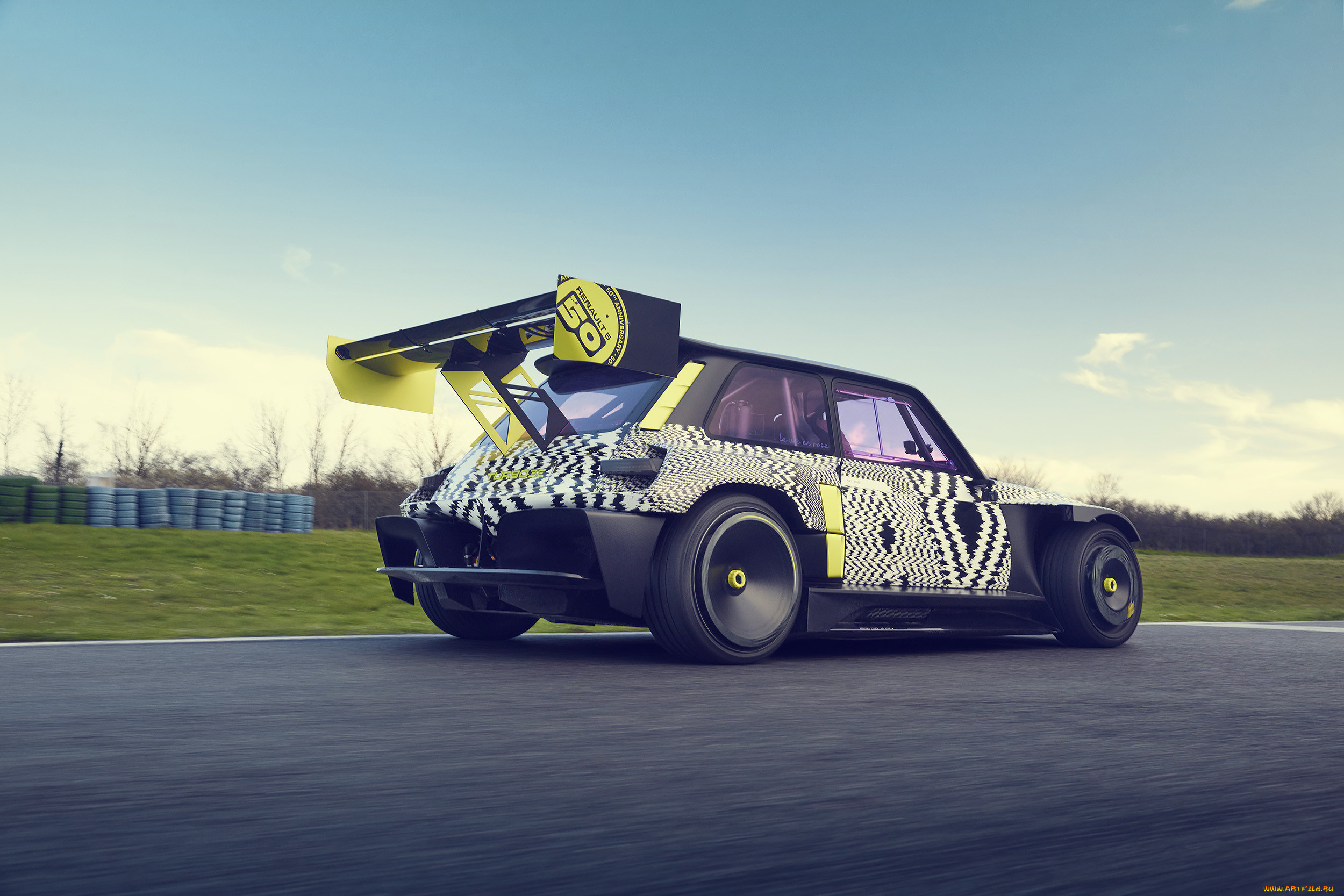 ����������, renault